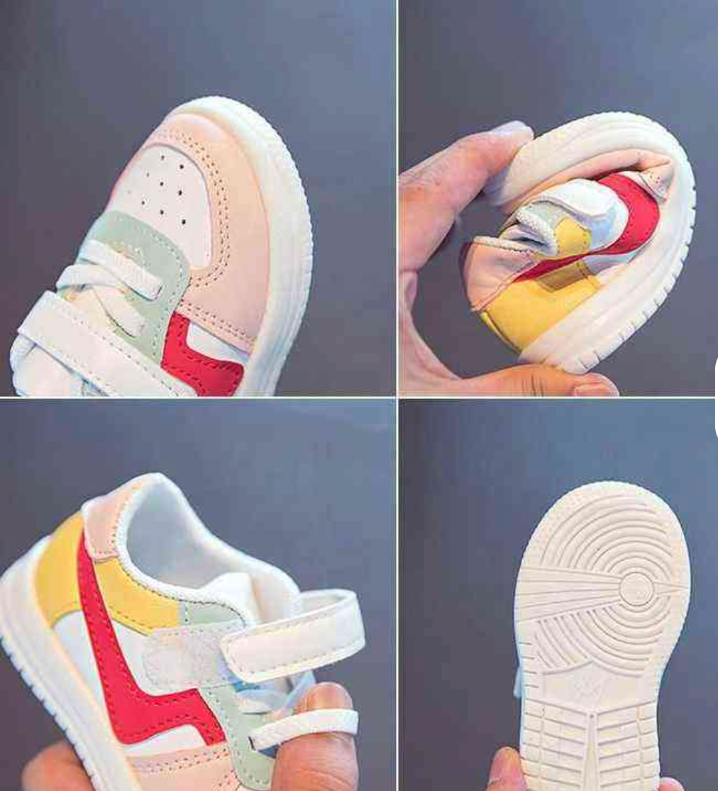 Flat Leather Sports Shoes